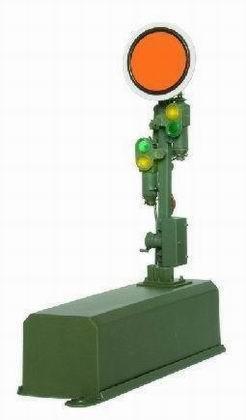 Digital Semaphore Distant Signal<br /><a href='images/pictures/Viessmann/4709.jpg' target='_blank'>Full size image</a>